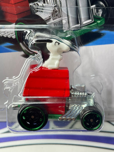 HYW62 SNOOPY
