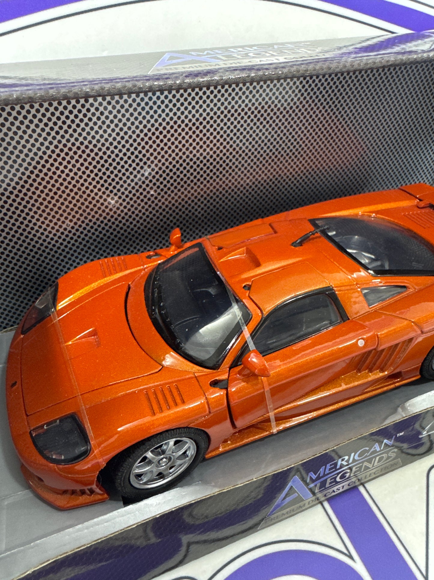 73279 SALEEN S7 MOTOR MAX 1/24