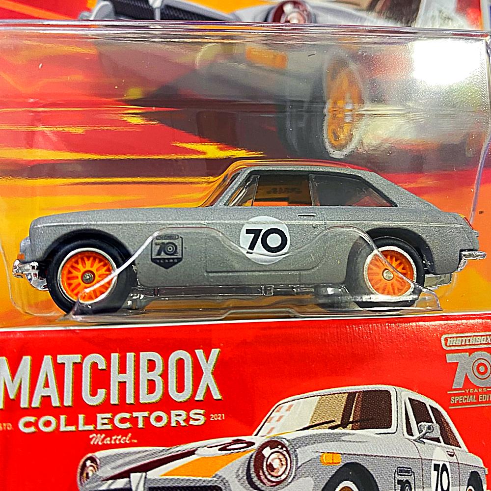 HLJ66  1971 MGB GT COUPE