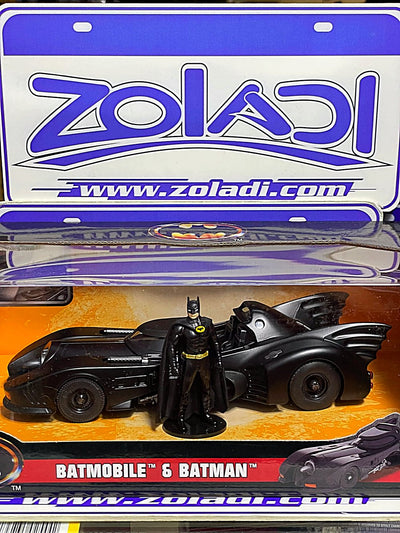 98260 1/24 BATMOBILE & BATMAN