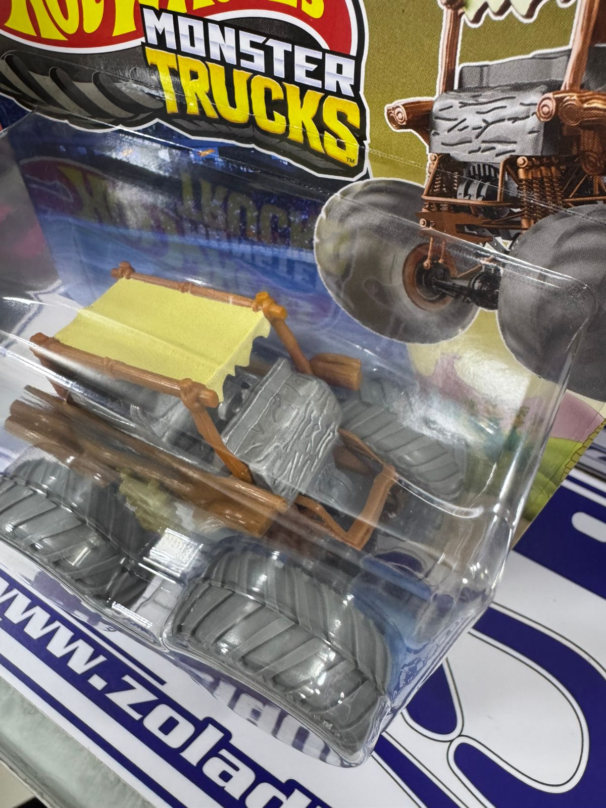 JCF07 THE FLINTMOBILE MONSTER TRUCKS