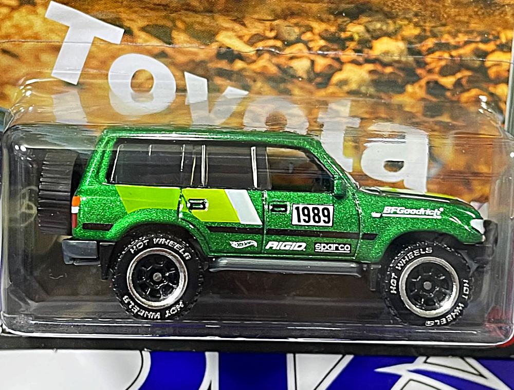 JCB74 TOYOTA LAND CRUISER 80