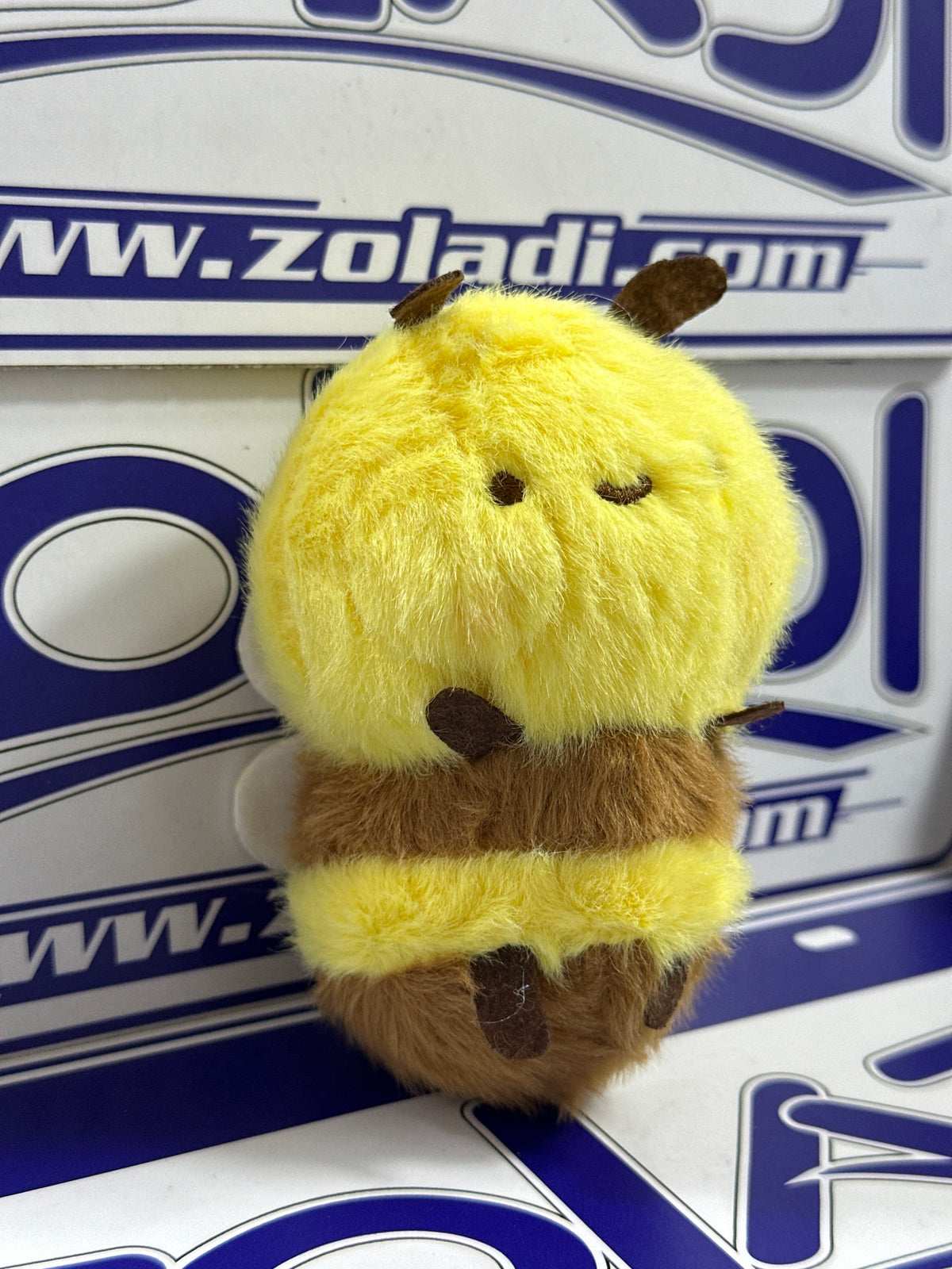 LLAVEROS DE PELUCHE DE ABEJITA CUTE ALEATORIOS