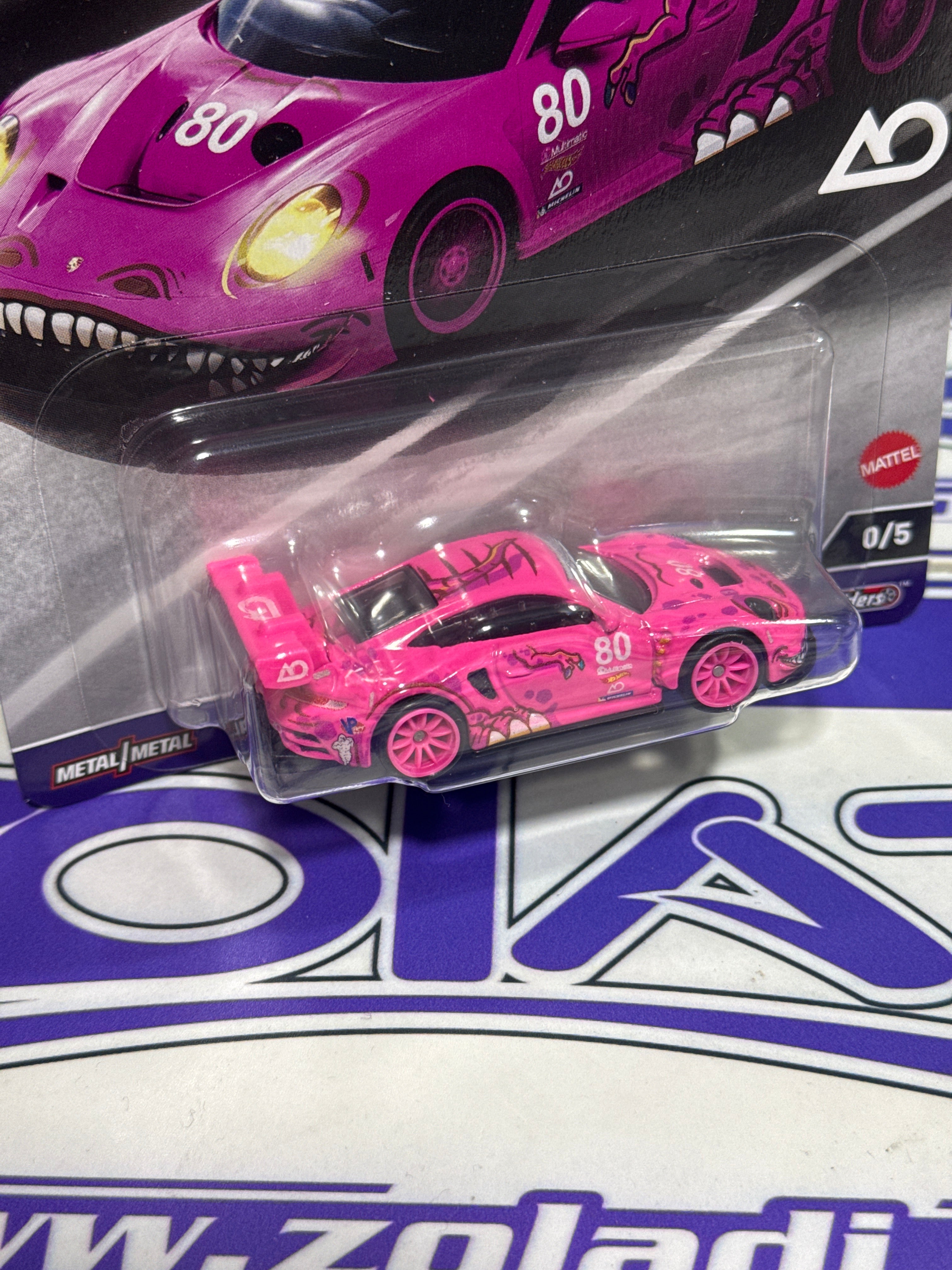 ホットウィール ROXY PORSHE 911 GT3 R ホットウィール RACE DAY ”ROXY” PORSCHE 911 GT3 R (992) ピンク