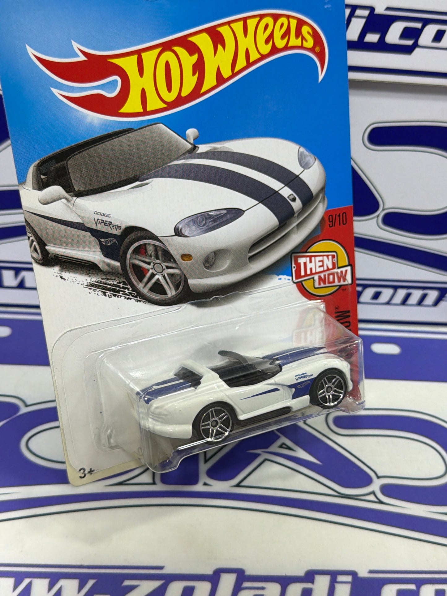 DVC49 DODGE VIPER RT