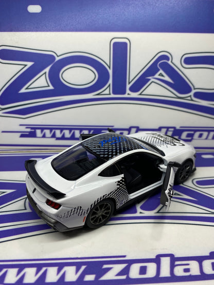 SU 2024 FORD MUSTANG DARK HORSE 1/34