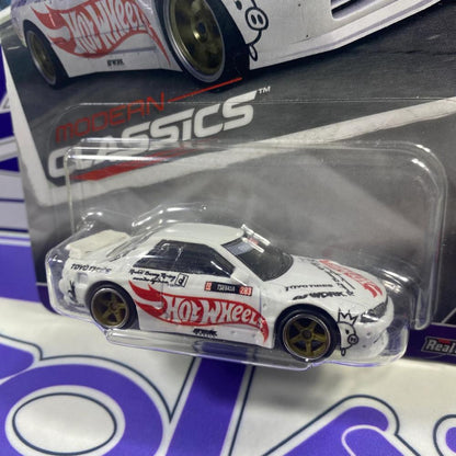 HRV68 NISSAN SKYLINE GTR 32 PANDEM