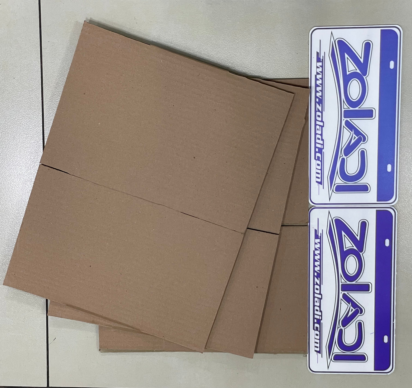 3 CAJAS DE CARTÓN 22X20X12