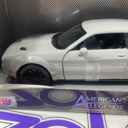 73355 2018 DODGE  CHALLENGER SRT HELLCAT WIDEBODY 1/24