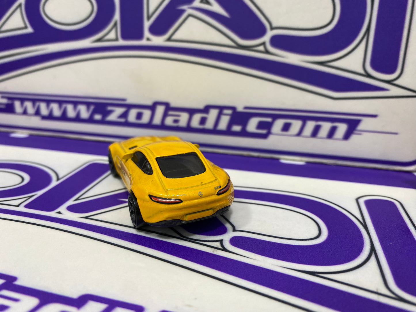 SU MERCEDES AMG - GT