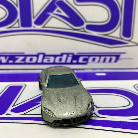 SU ASTON MARTIN DB10