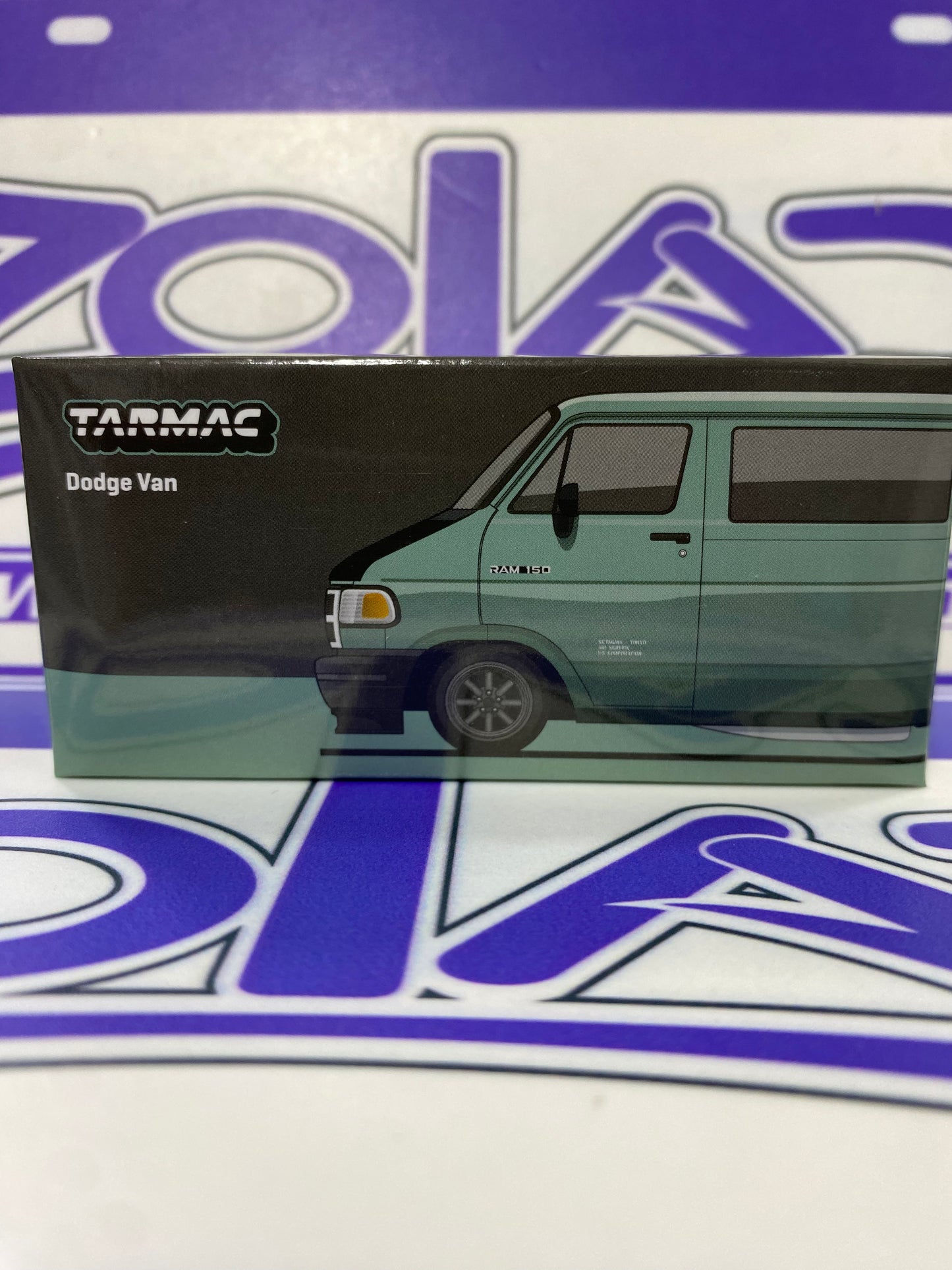 TARMAC DODGE VAN