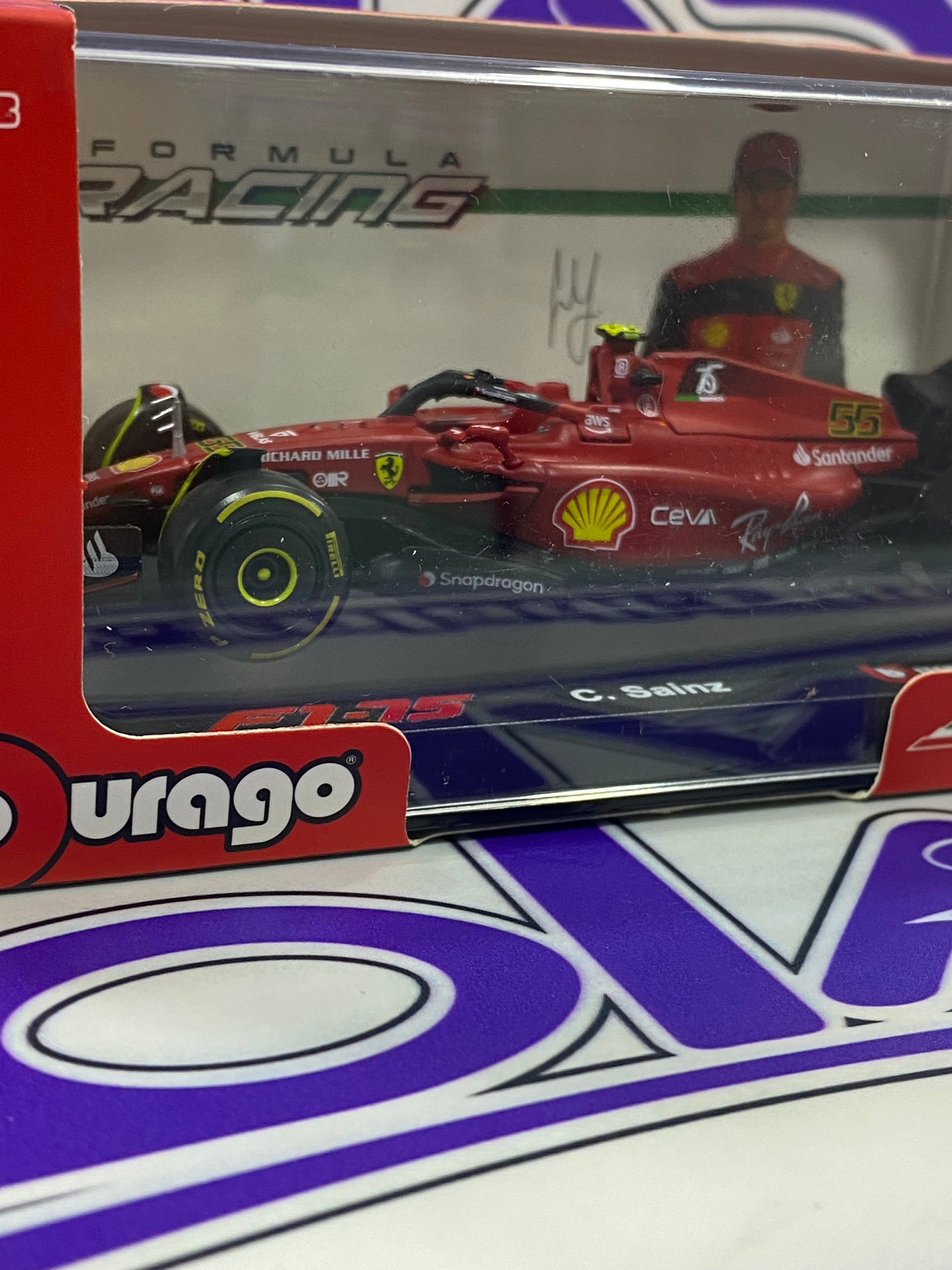 02346 F1-75 C SAINZ FERRARI (CON ACRILICO/SIN CASCO)