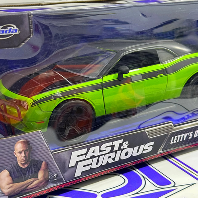 97131 LETTYS DODGE CHALLENGER SRT8 1/24 JADA