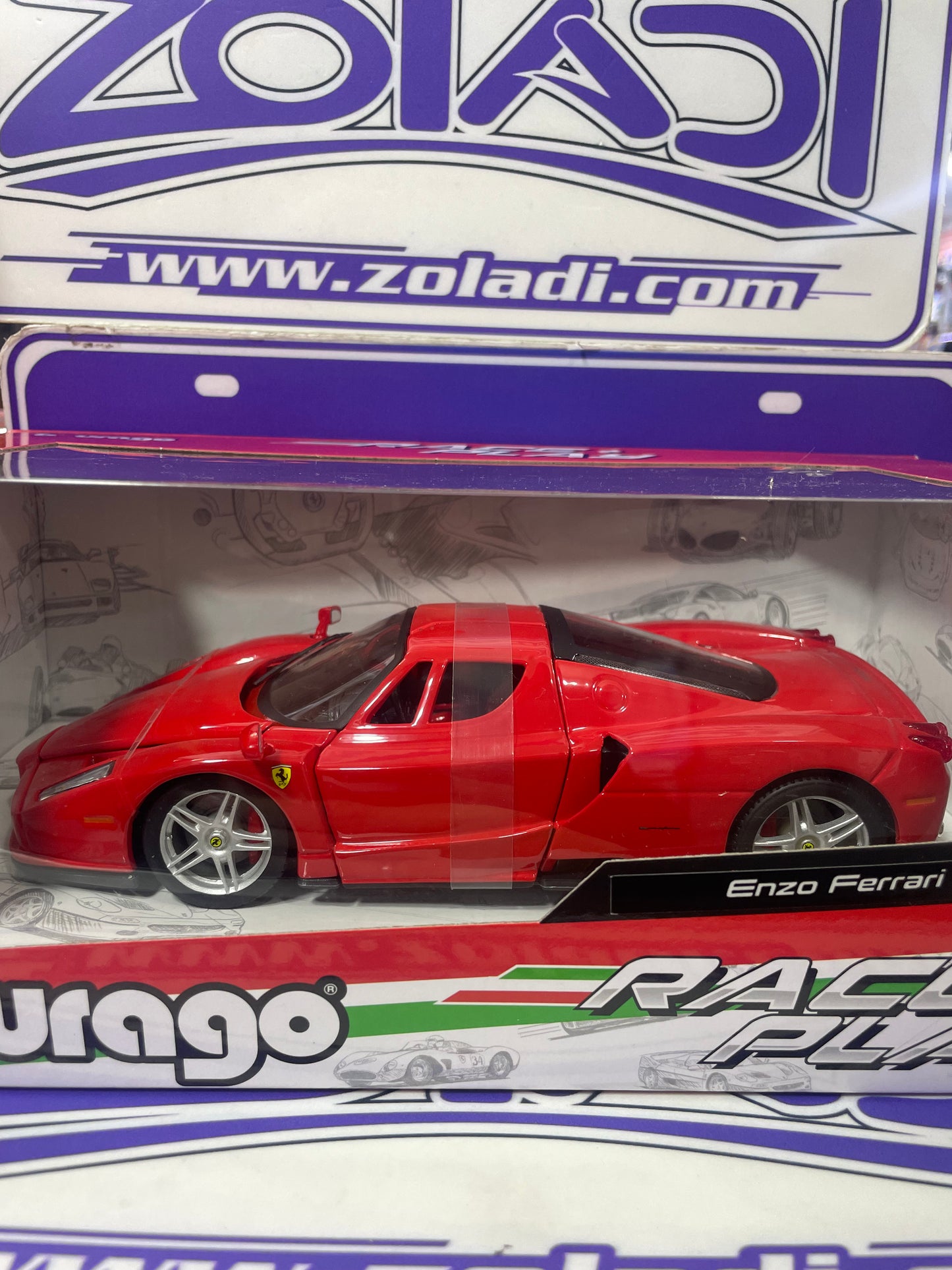 ENZO FERRARI 1/24
