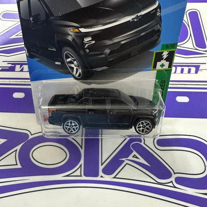 HTD57 SILVERADO EV RST