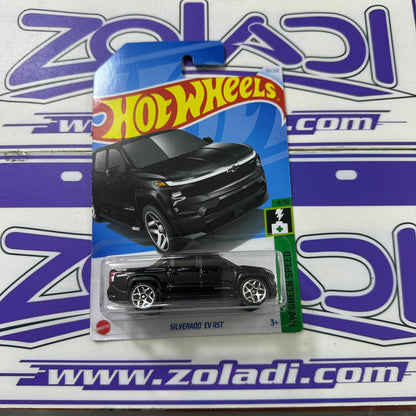 HTD57 SILVERADO EV RST