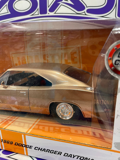 35214  DODGE CHARGER DAYTONA 1969 1/24 JADA