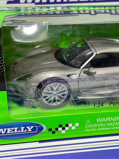 PORSCHE 918 SPYDER 1/24