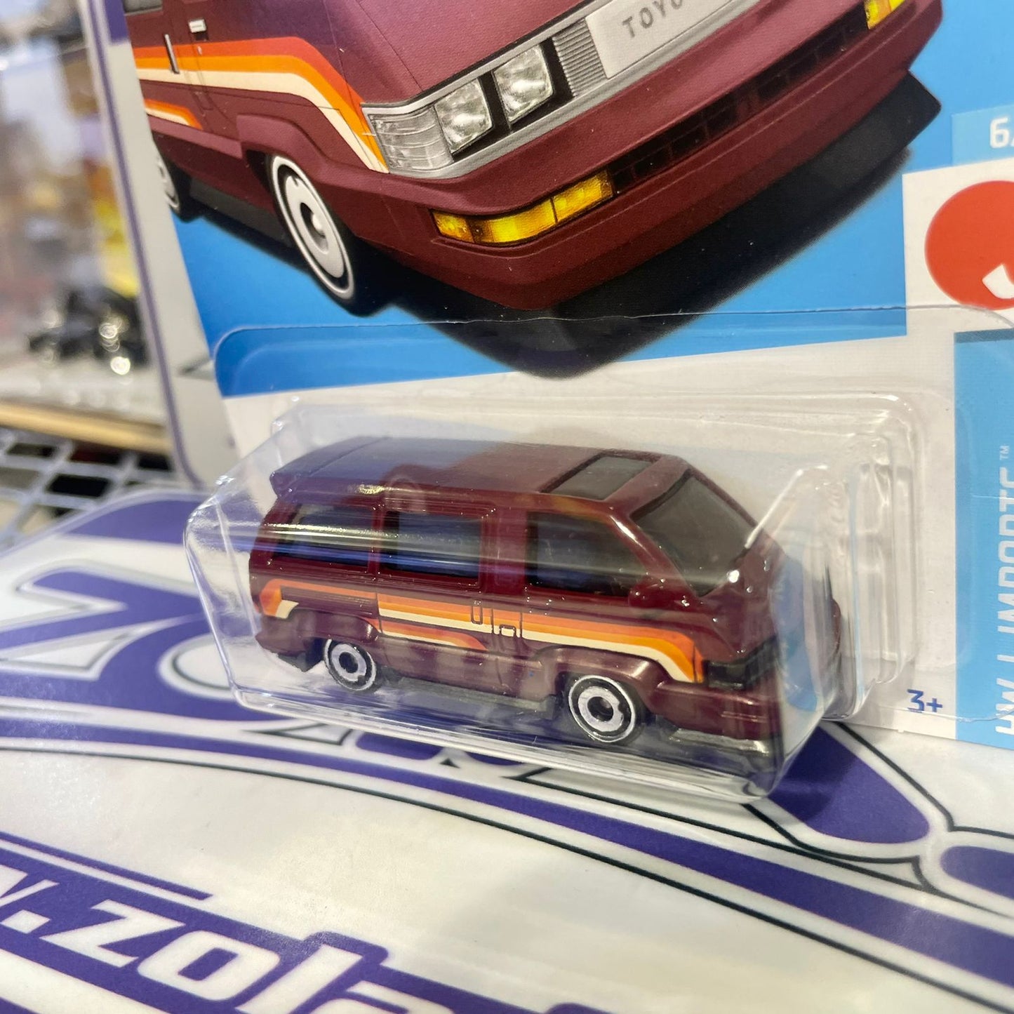 HKK66 Toyota Van 1986