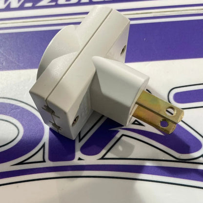 ADAPTADOR CRUZ TRIPLE ENCHUFE