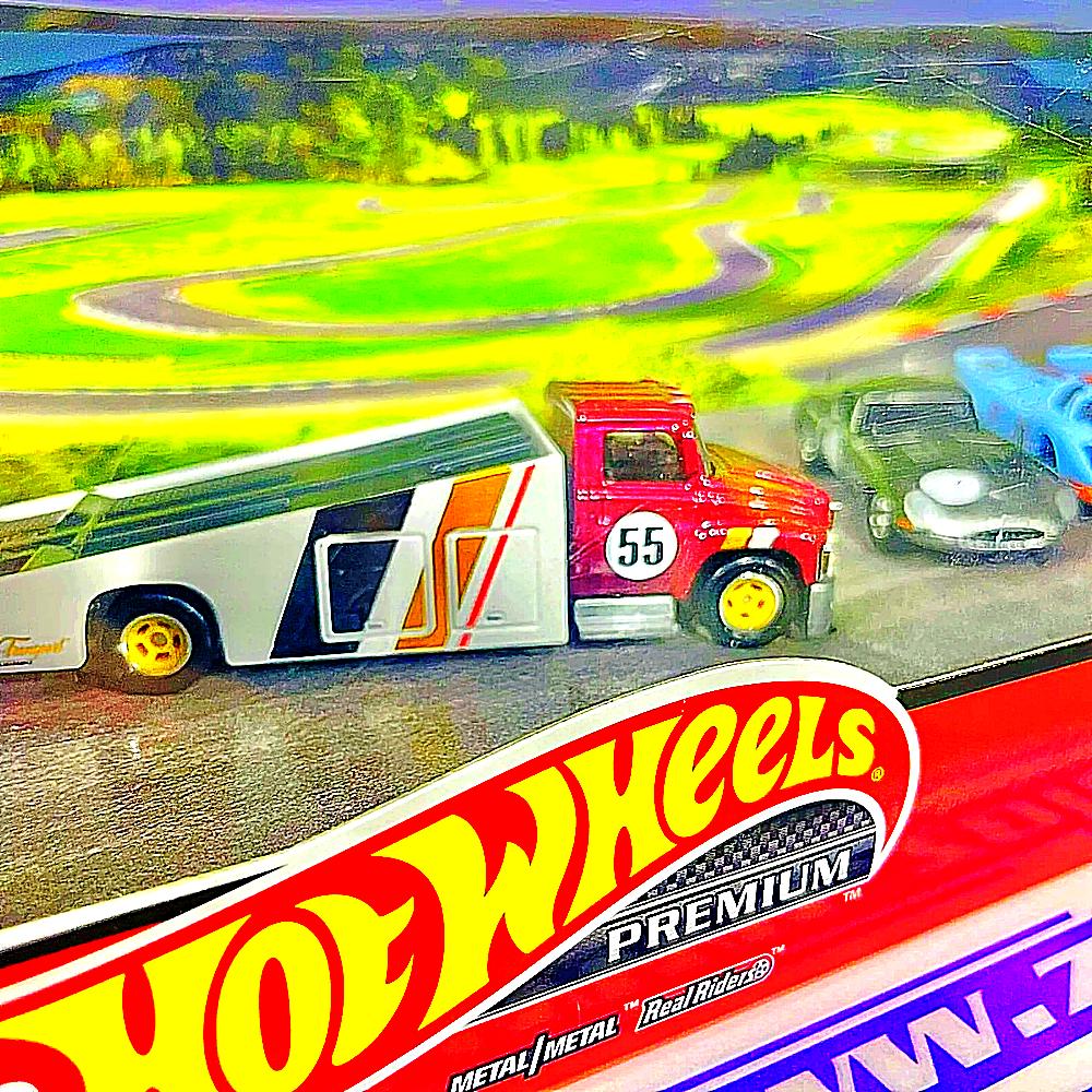 GMH43 DIORAMA CAR CULTURE