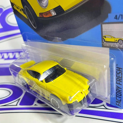 HTC49 Porsche 911 Carrera Rs 2.7