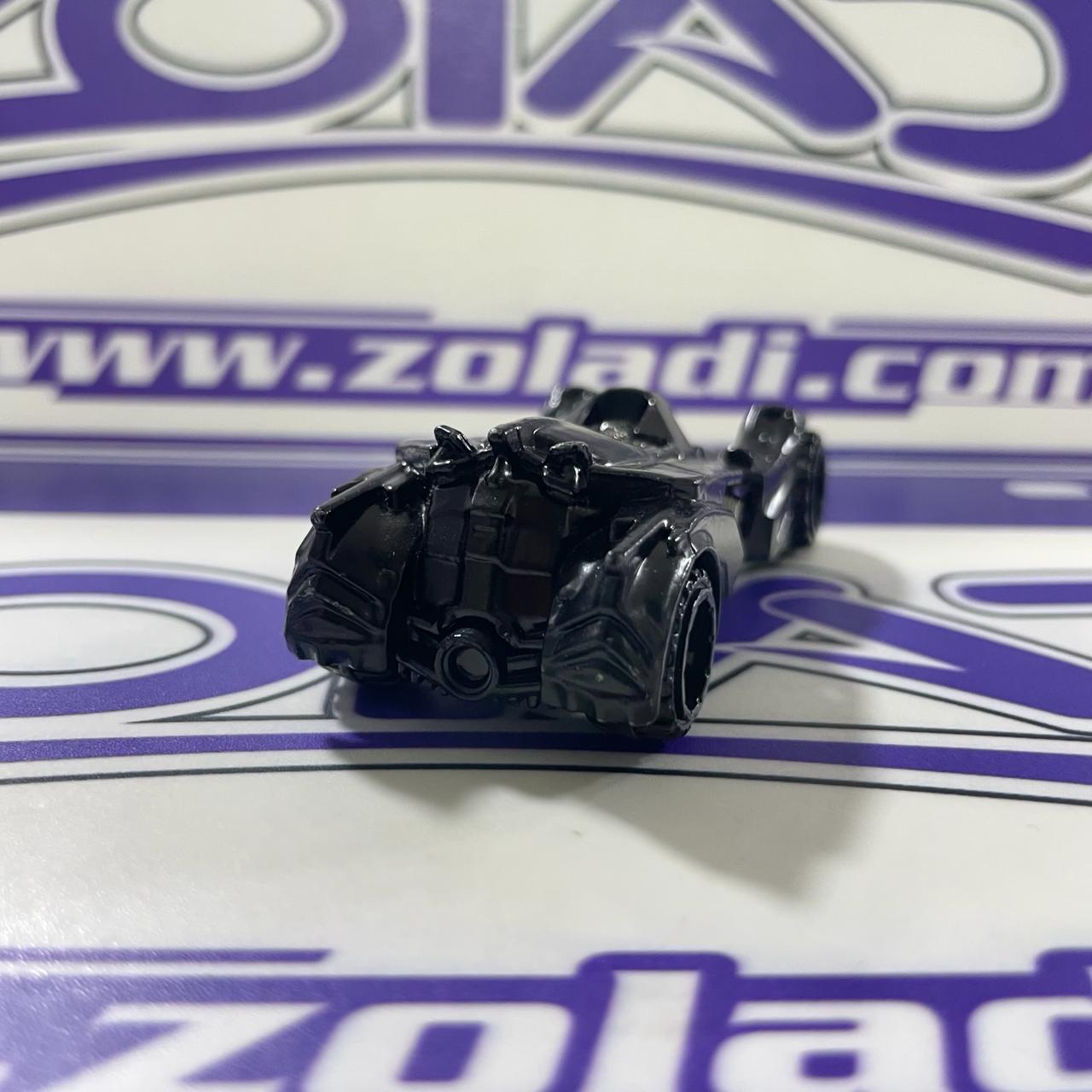 SU BATMAN TANQUE CFG82