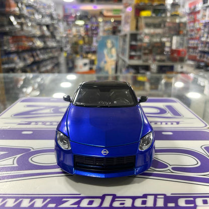 Loose 1/24 NISSAN Z MAISTO