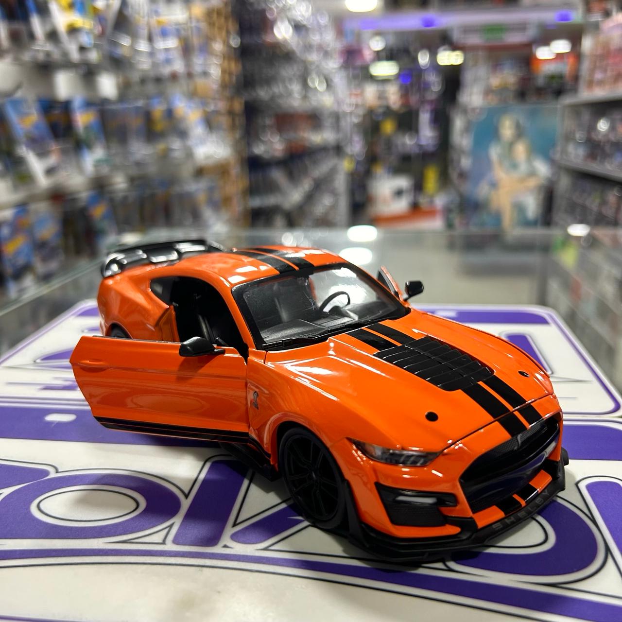 Suelto 1/24 MUSTANG SHELBY GT500 MAISTO