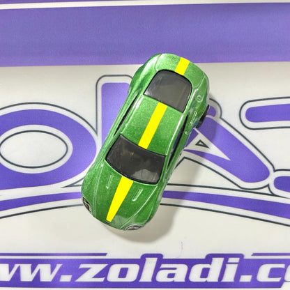 SU ASTON MARTIN V8 VANTAGE