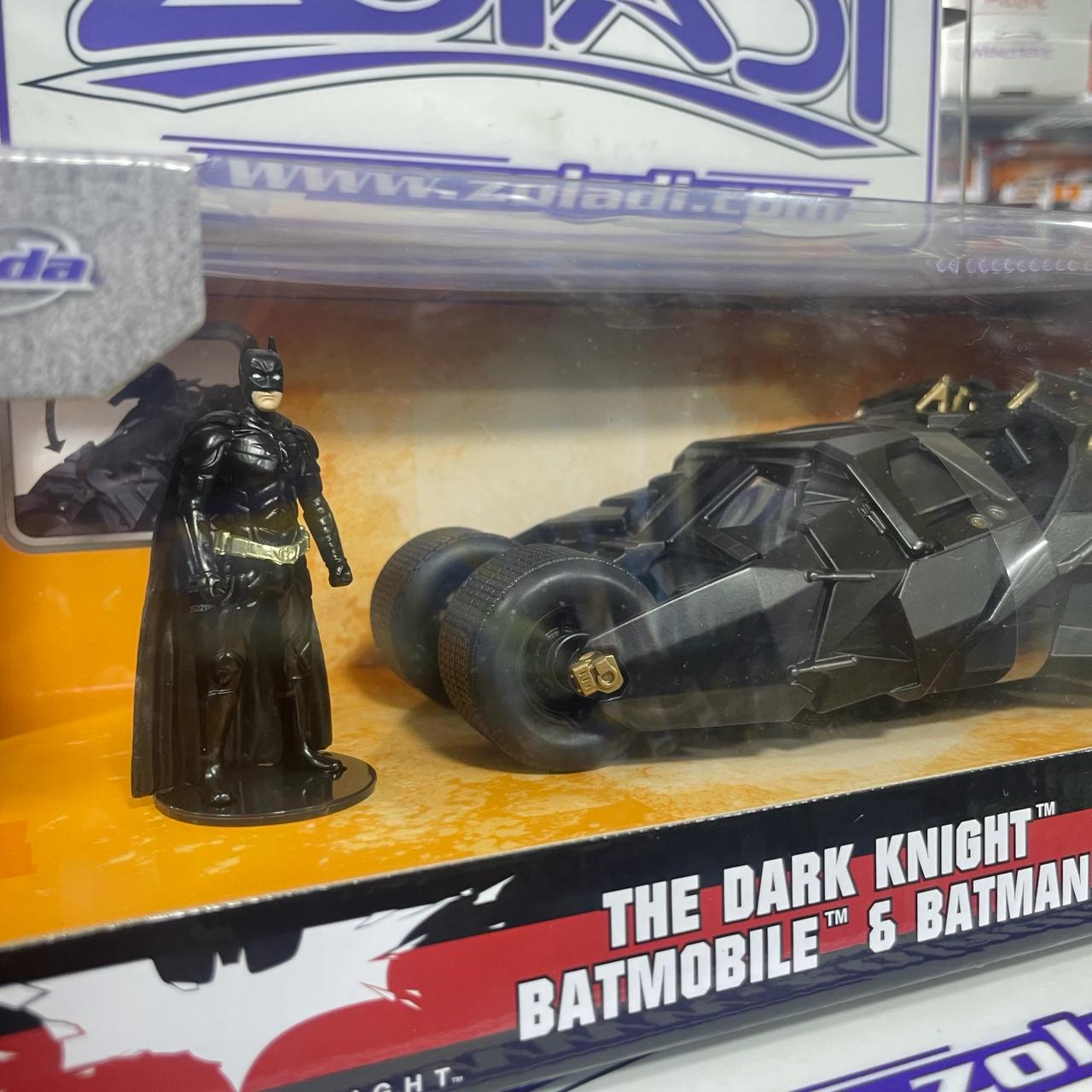 BATMOBILE & BATMAN THE DARK KNIGHT JADA 1/24