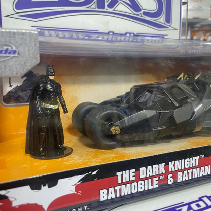 BATMOBILE & BATMAN THE DARK KNIGHT JADA 1/24