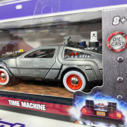 32290 24078 TIME MACHINE  BACK TO THE FUTURE 1/32