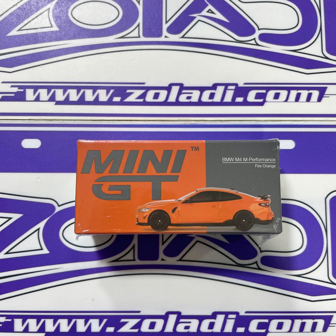 #526 BMW M4 M-Performance MINI GT