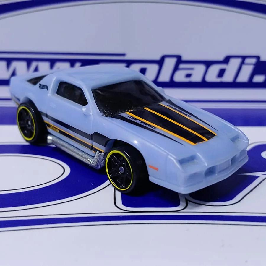 SU CAMARO Z28