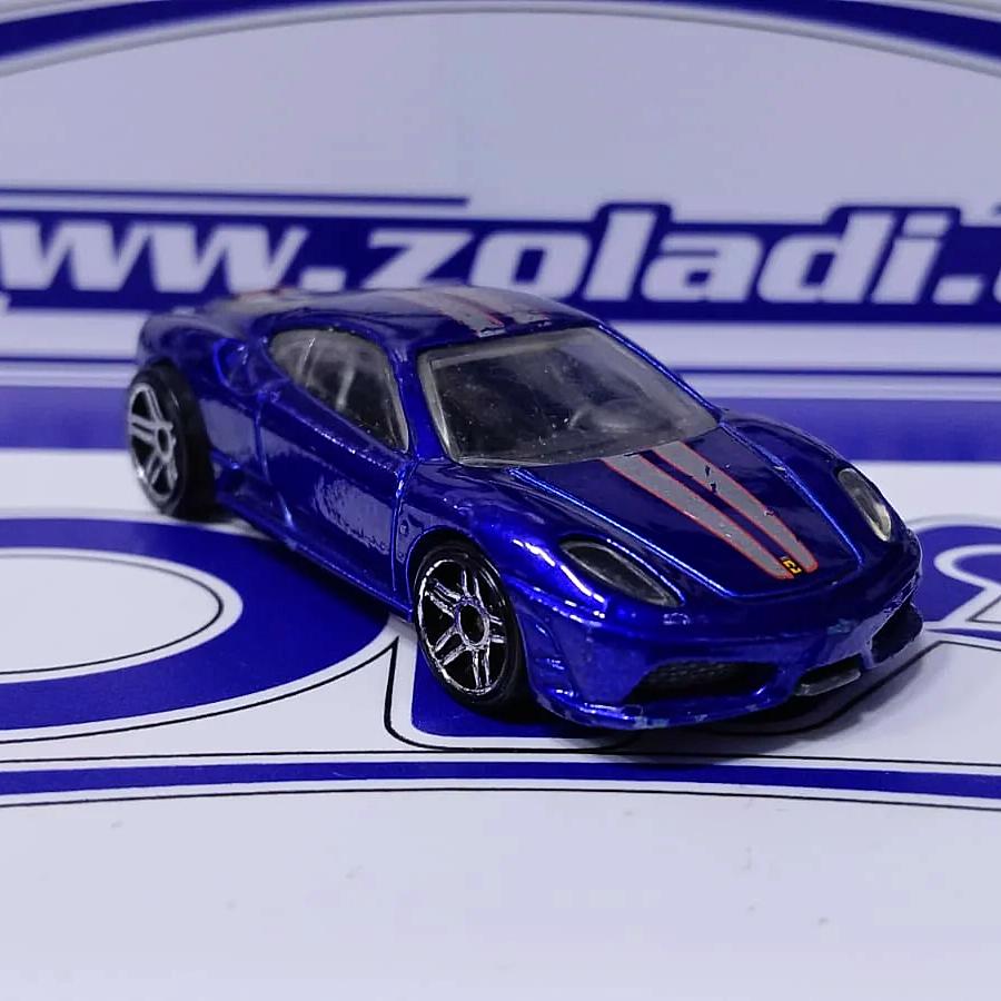 SU FERRARI 430 SCUDERIA