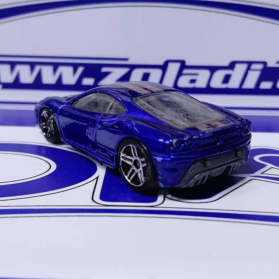SU FERRARI 430 SCUDERIA