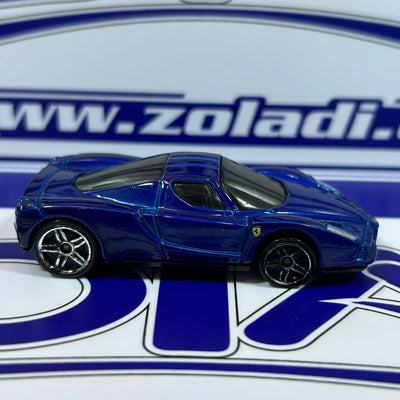 SU ENZO FERARRI
