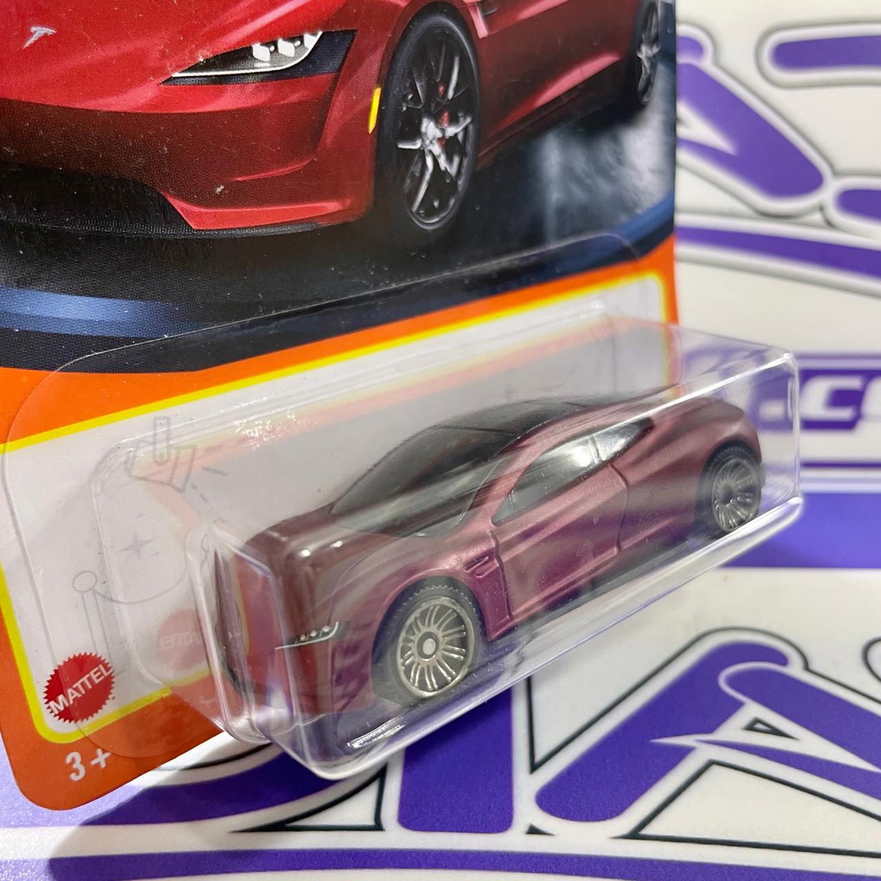 GVX33  GXM41 TESLA ROADSTER