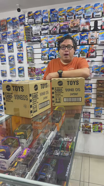 PROMO DEL DIA C4982 CAJA "B" 72 HOTWHEELS BÁSICOS CAJA 2026