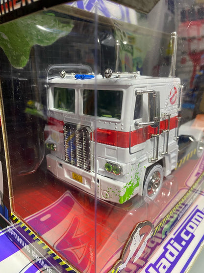 35572 1/24 OPTIMUS PRIME GHOSTBUSTERS