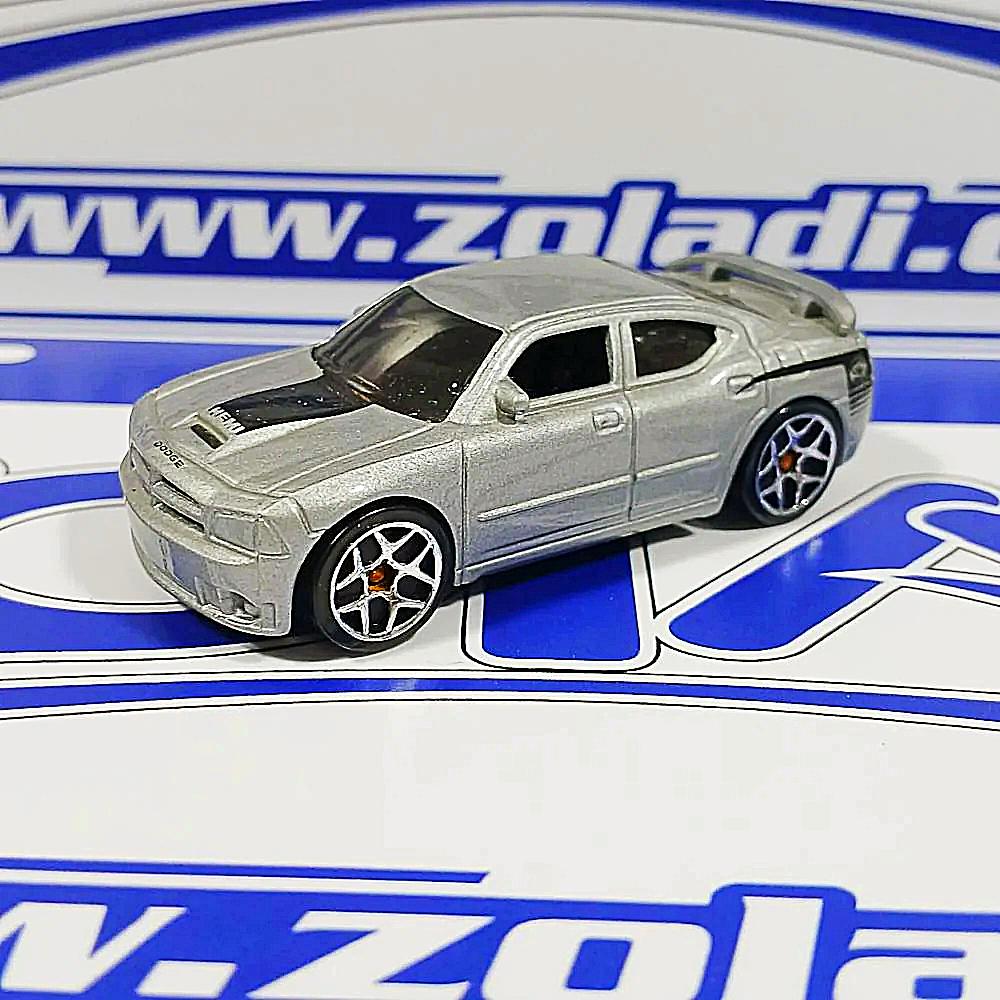 SU DODGE CHARGER SRT8