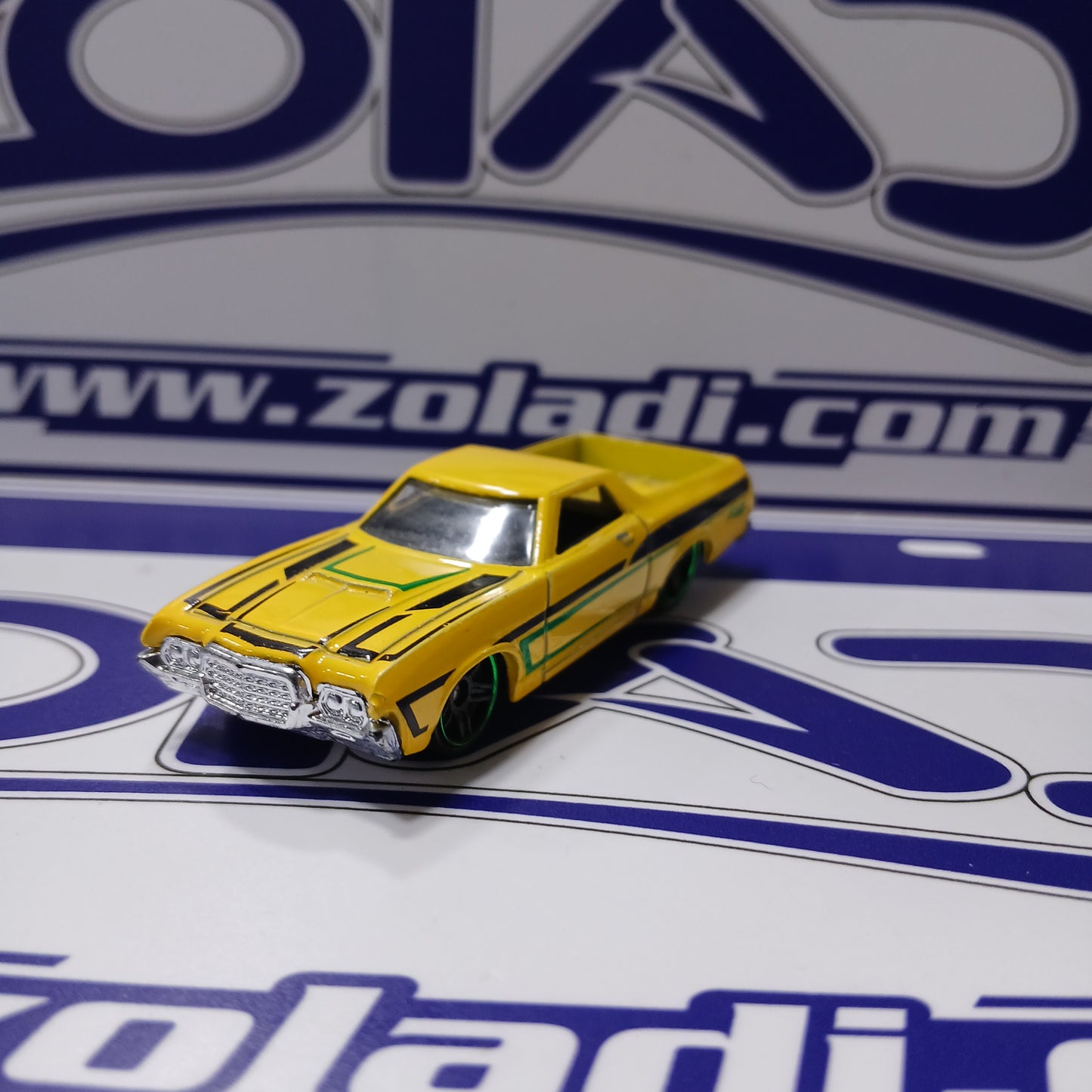 SU 72 FORD RANCHERO