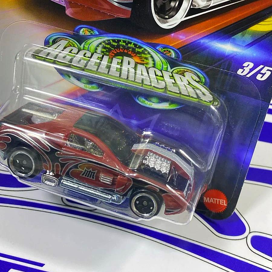 JCB93 HOLLOWBACK ACCELERACERS