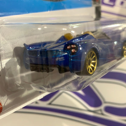 HKK08 Pagani Huayra Roadster