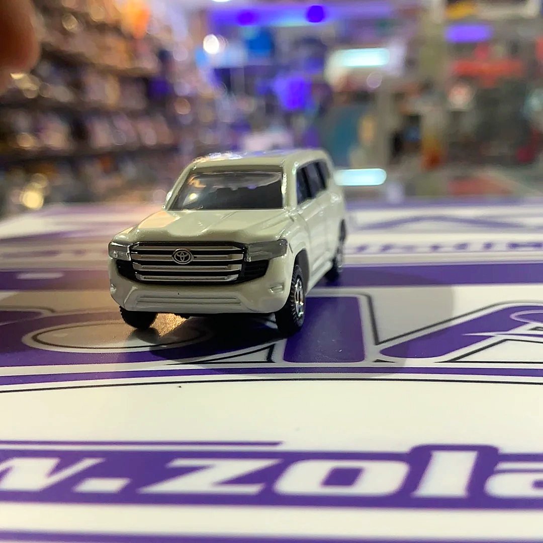 TOYOTA LAND CRUISER TOMICA