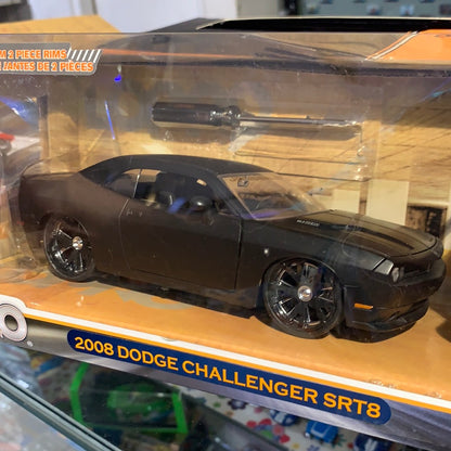 Jada 2008 Challenger 1/24
