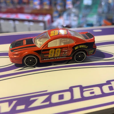 SU Mustang Rojo 99