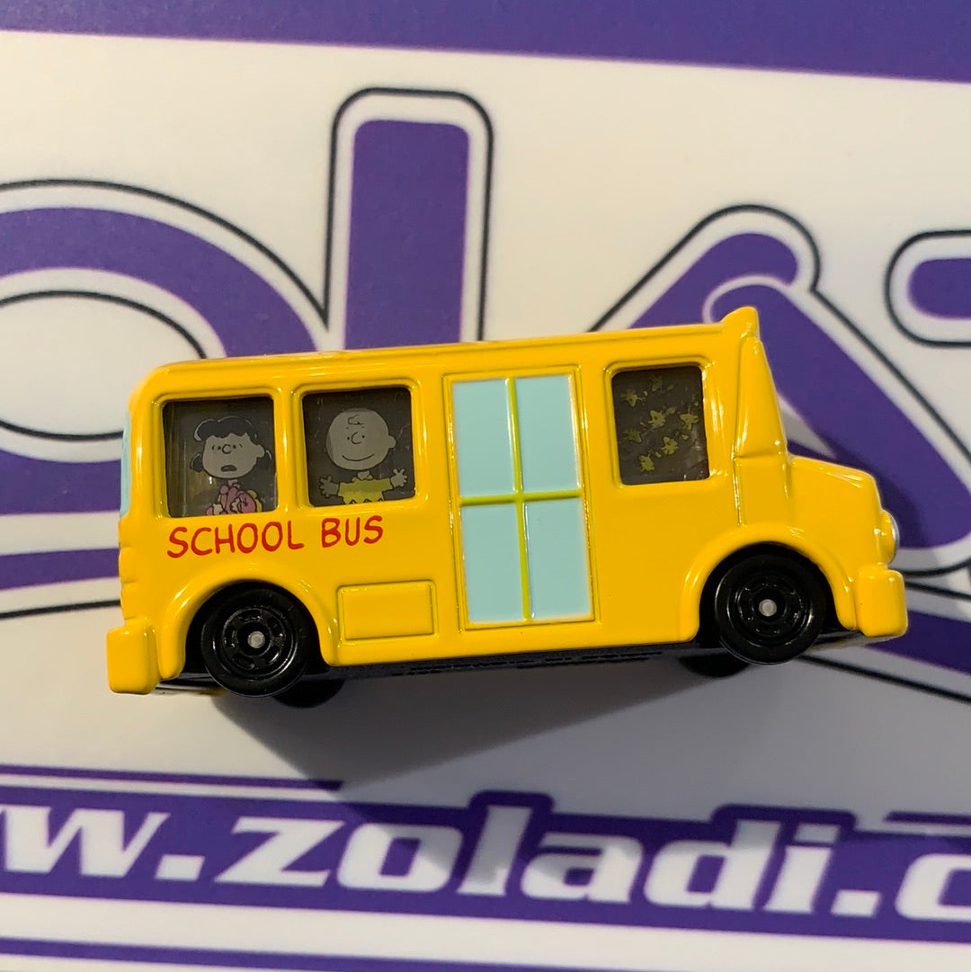 Snoopy School Bus Dream Tomica